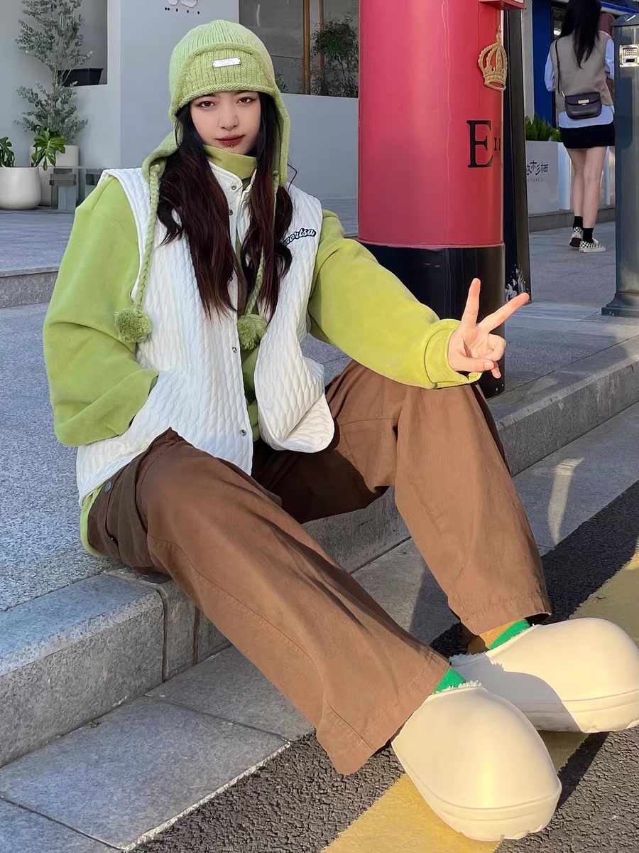 Can’t hide the shine mollow shoes BOO101 images